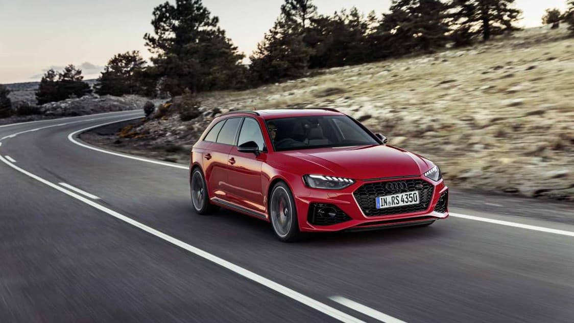 Audi RS4 2020 rouge