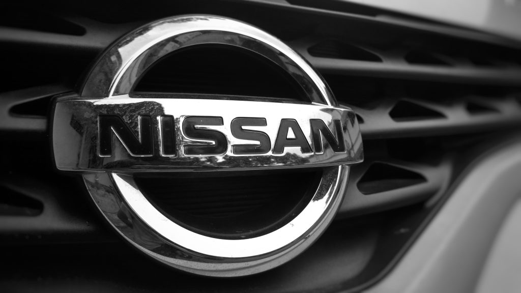 logo nissan